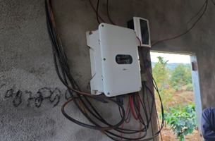 Variateur solaire INVT SP100 pour l’irrigation d’une plantation de café au Vietnam