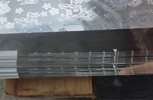 INVT DA200 제품의 이중 칼 재단기 적용 사례